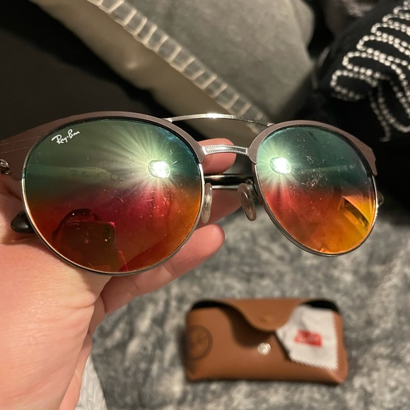 Ray Ban Sunglasses - Picture 3 of 5